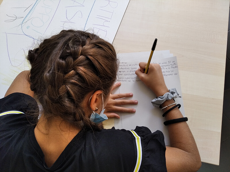 Attività presso Officina Giovani a Prato. Foto di Mouhamed Yaye Traore